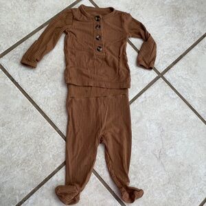 Lou lou and company
Size newborn
Brown
